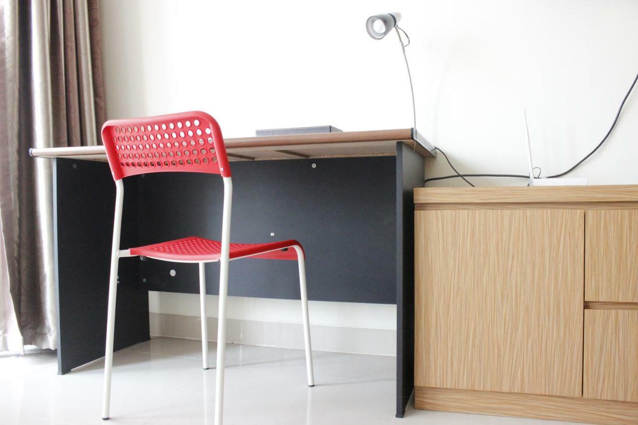 Comfortable At Beverly Dago Near Itb By Travelio Bandung